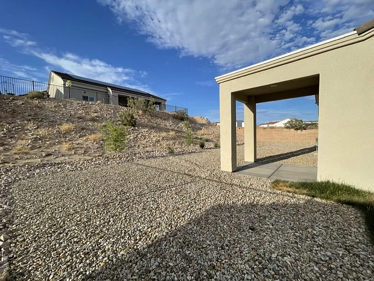 2265 E Robby Loop — Photo 16