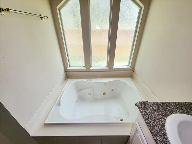 3735 Tidalwood Dr — Photo 28