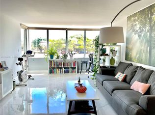 8233 Harding Ave APT 205, Miami Beach, FL 33141