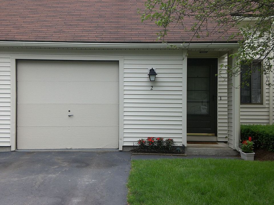 Front door/ Garage