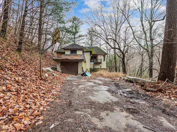 2750 Dorman Dr, Portsmouth, OH 45662