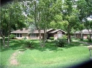 317 Wakefield Dr, League City, TX 77573