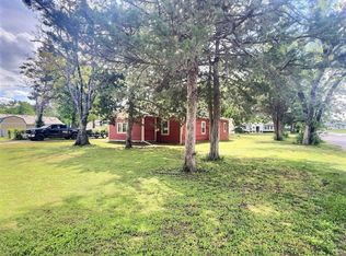 1049 N Main St, Andover, KS 67002