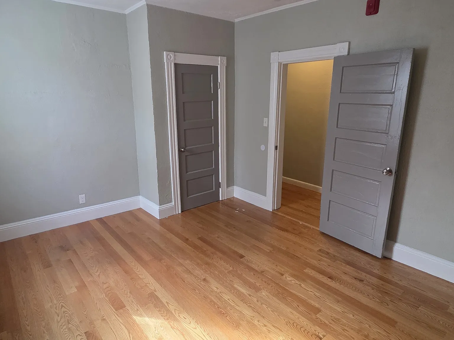 1 bed, 650 sqft, $2,000 — Photo 3