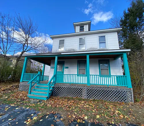 10 Thompson St #1 Photo 1