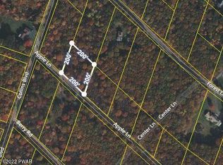 Apple Ln, Archbald, PA 18403