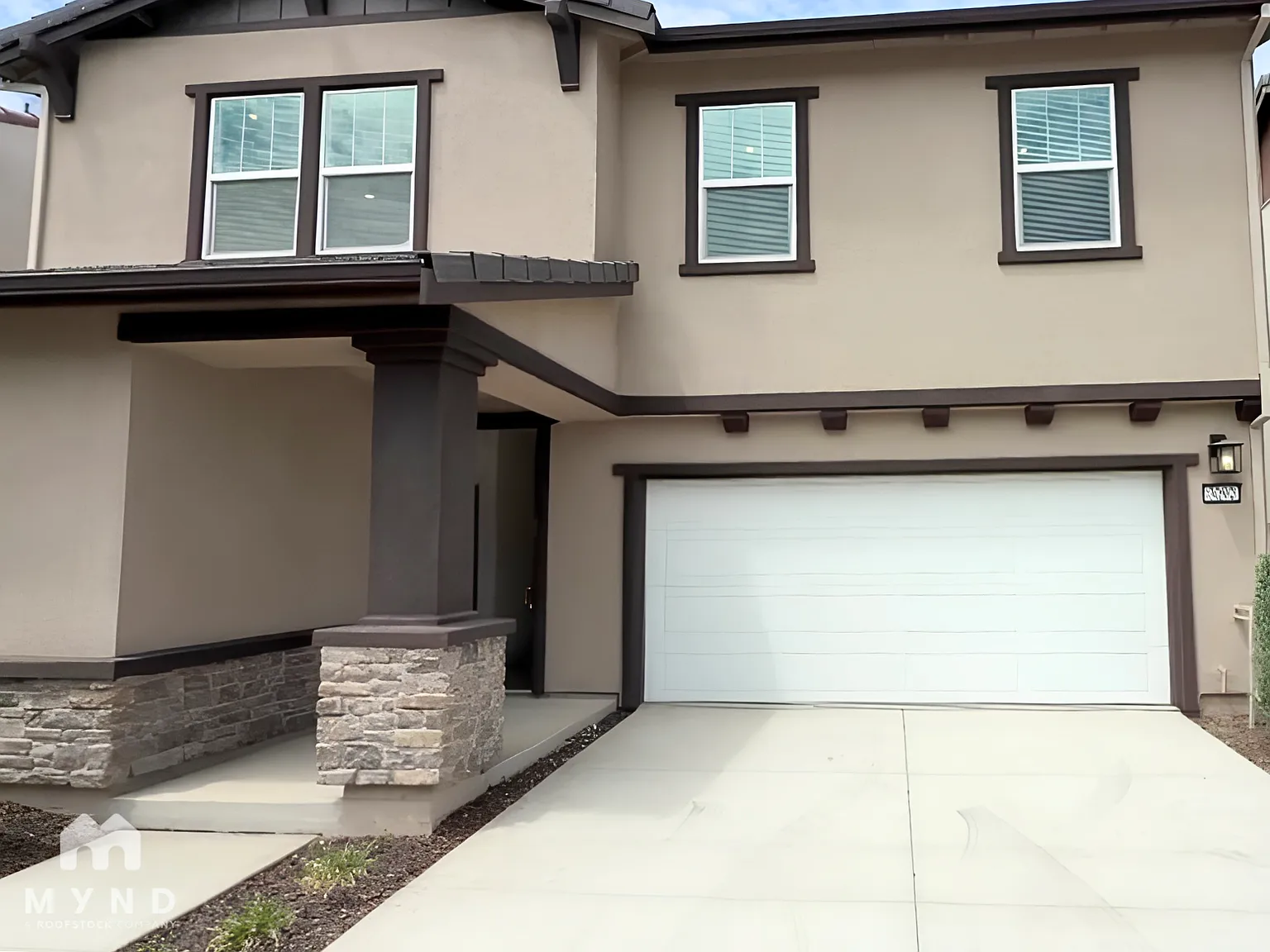4 bed, 3.0 bath, 2151 sqft, $3,150 — Photo 1