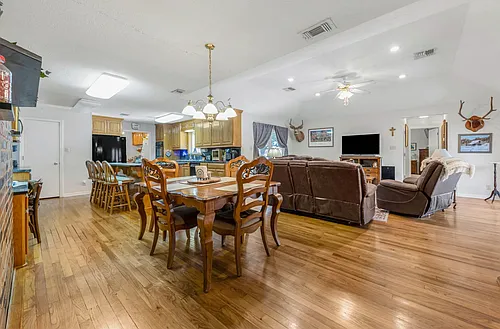4269 Wilcox Ln Photo 1