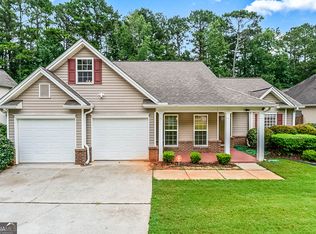 14 Avondale Cir, Newnan, GA 30265