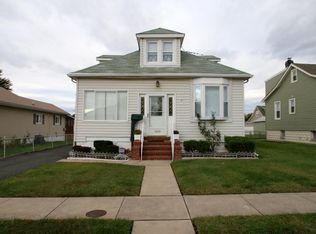 1925 Crafton Ave, Baltimore, MD 21222