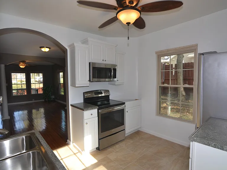 1014 Cahal Ave — Photo 3