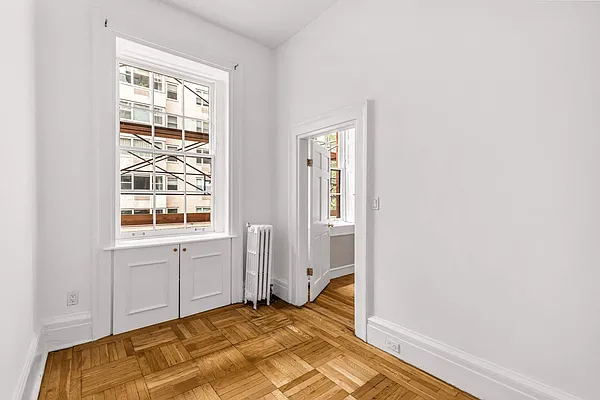 Rented by Sotheby's International Realty | media 14