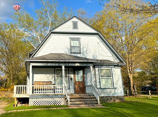 110 Clarence St, Holly, MI