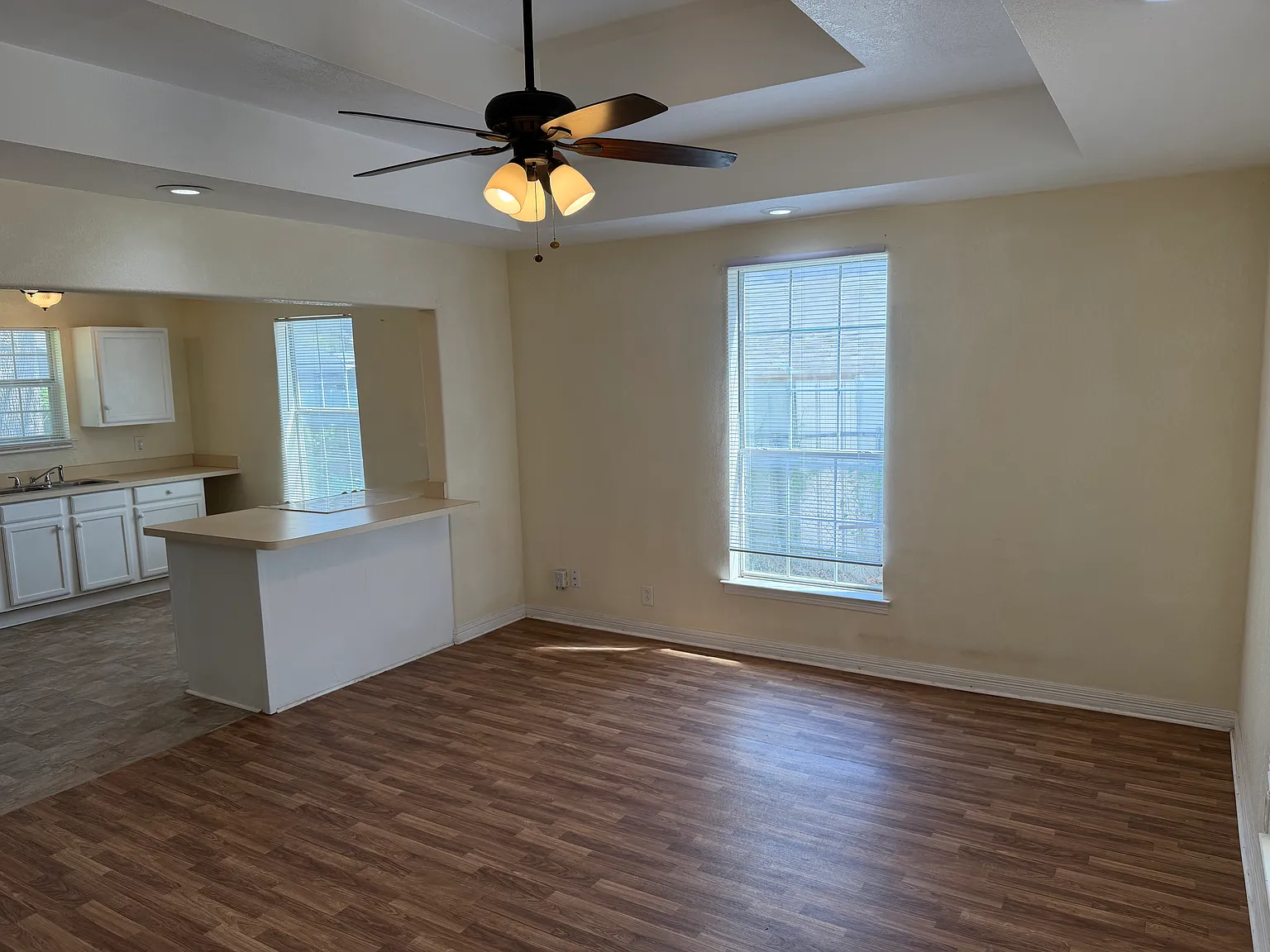 3 bed, 1132 sqft, $1,625 — Photo 3