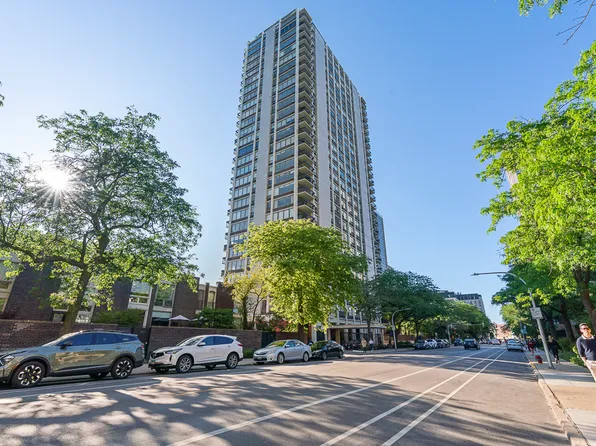 1455 N Sandburg Ter APT 2907B, Chicago, IL 60610