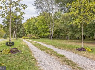 810 Mount Laurel Rd, Hainesport, NJ 08036