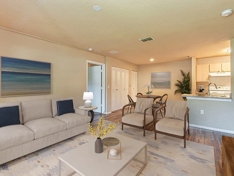 Enclave at Pine Oaks — Photo 27