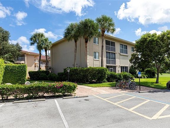 3rd image of 1051 Foxfire Ln APT 310