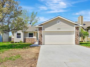 1225 S Fox Run, Wichita, KS 67207