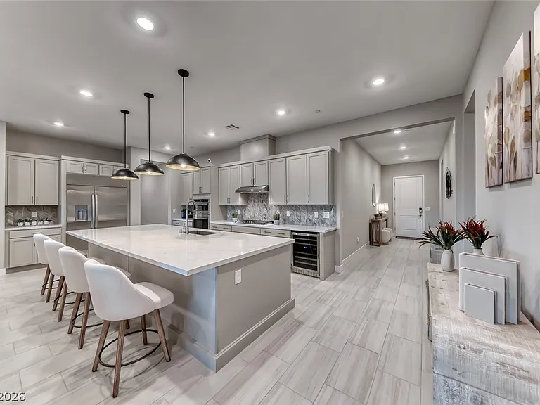 375 Portus Delphini Ct — Photo 4