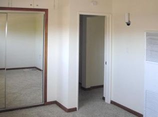 412 Corona Del Mar APT G, Santa Barbara, CA 93103