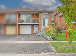 7296 Sigsbee Dr, Mississauga, ON L4T4A2