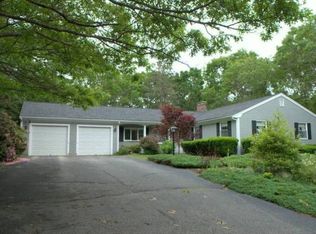 7 Fairway Cir, Bourne, MA 02532