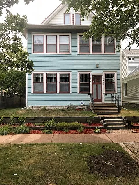 Charles Ave
