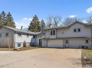 S43W22271 Beeheim Rd, Waukesha, WI 53189