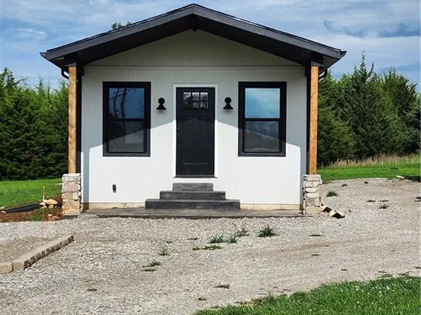 42 Rose Marie Dr, Linn Valley, KS 66040