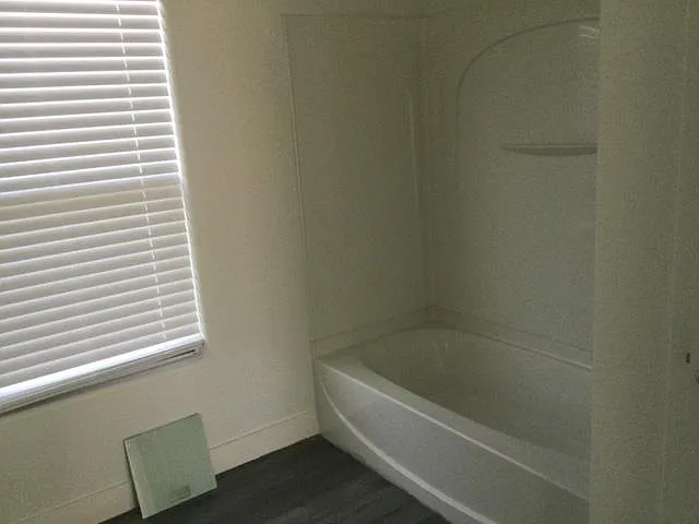 3 bed, 1723 sqft, $2,200 — Photo 4