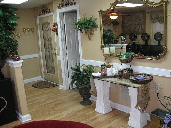 4th image of 4605 Pembroke Lake Cir Suite 303