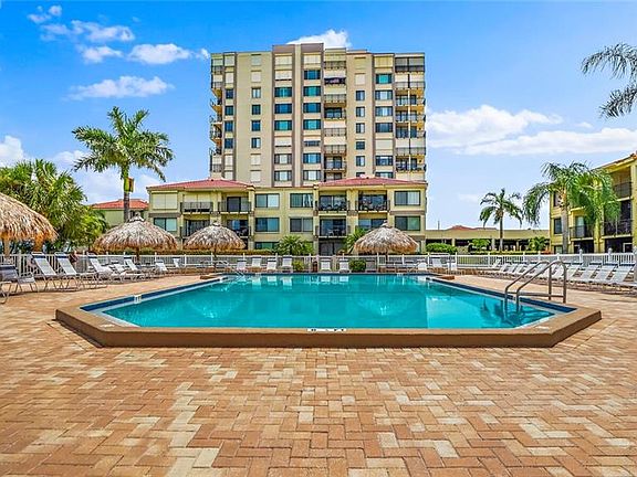 3rd image of 6322 Palma Del Mar Blvd S APT 507