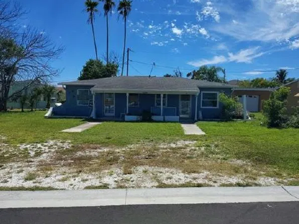 14204 E Parsley Dr, Madeira Beach, FL 33708