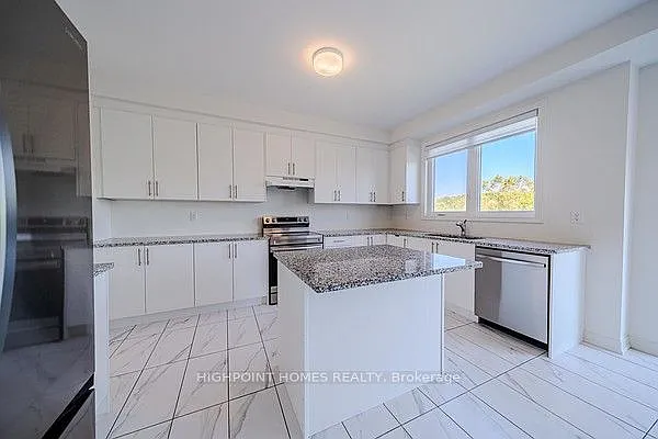 512 Trevor St — Photo 15
