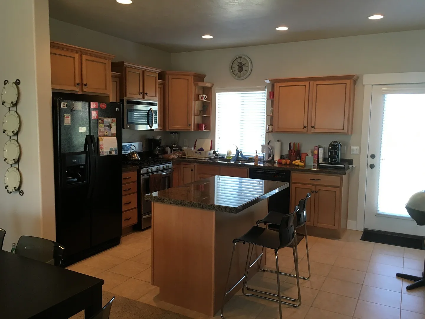 Luxury 4 Bedroom Town Home in Sandy! — Photo 3