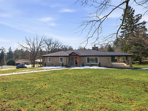 2nd image of 954 Lakemont Dr