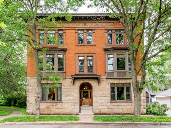 110 Saint Albans St N APT 4, Saint Paul, MN 55104