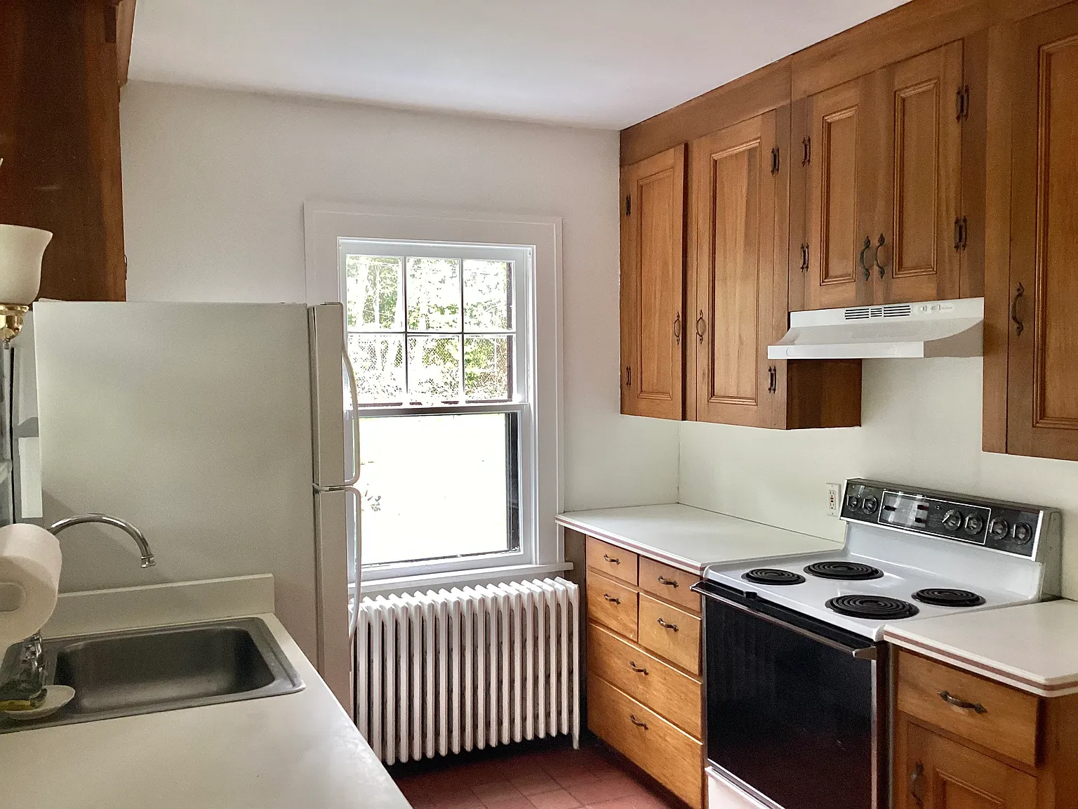 3 bed, 1.5 bath, 1319 sqft, $2,500 — Photo 3
