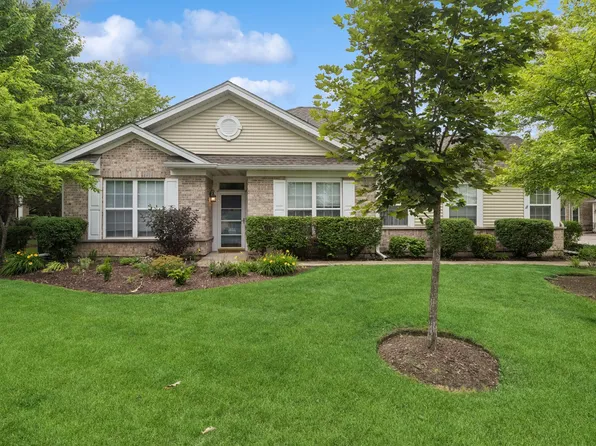 49 Ashbrook Ct, Grayslake, IL 60030