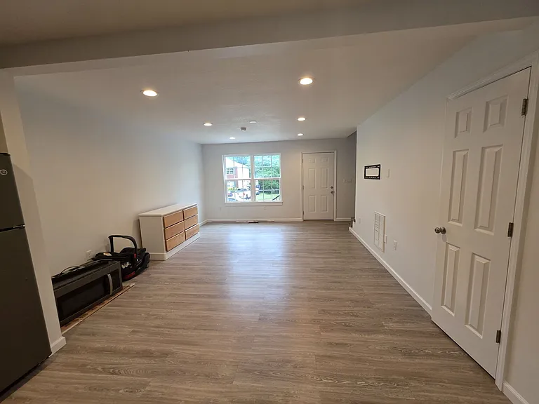 3143 Willow Springs Dr NE — Photo 4