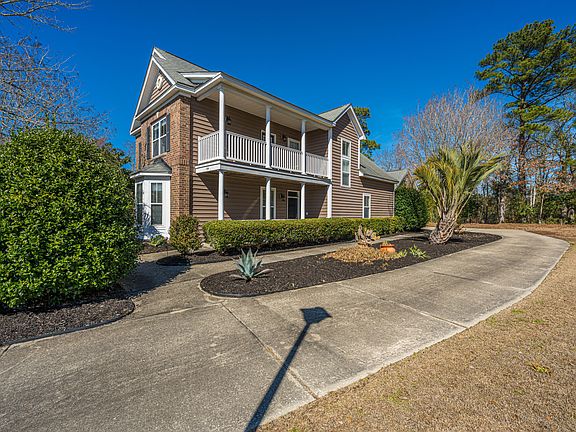 3rd image of 104 Sugar Tree Pl