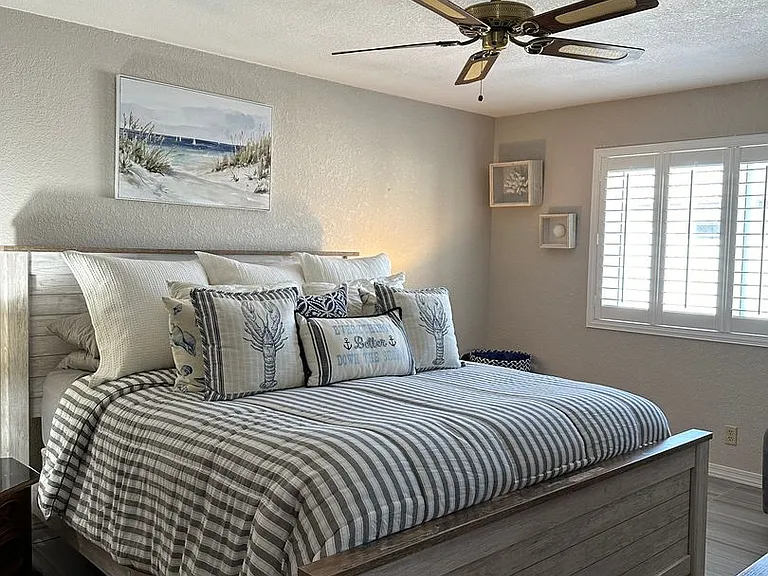 2663 Cliffwood Dr — Photo 16