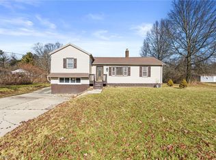 2422 W Royalton Rd, Broadview Heights, OH 44147