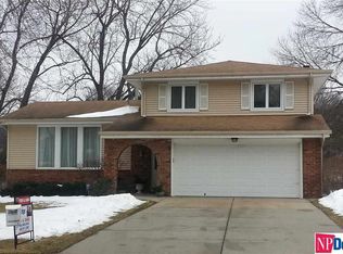 2416 N 98th Ave, Omaha, NE 68134