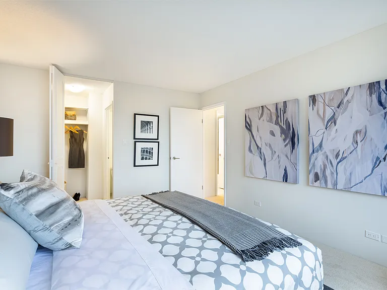 2020 Bellevue Ave — Photo 20