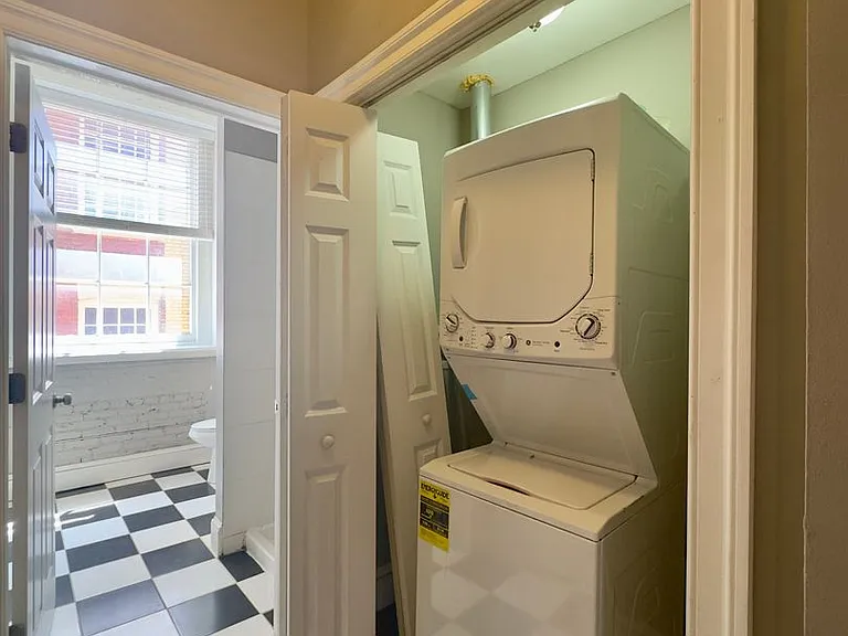 Apartment Units in Downtown, Baltimore, MD! — Photo 19