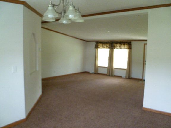 5th image of 1547 Coral Hill Halfway Rd