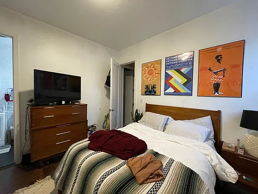 Rented by Corcoran | media 13