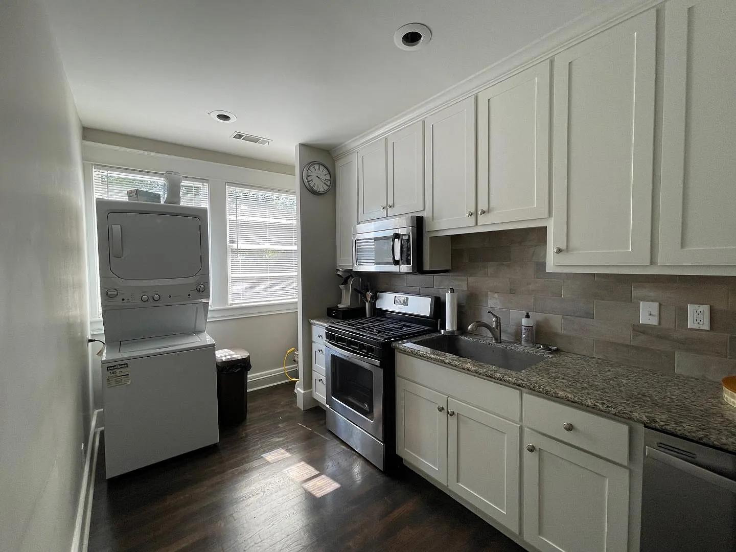 4611 Woodlawn Dr. - 3 — Photo 2